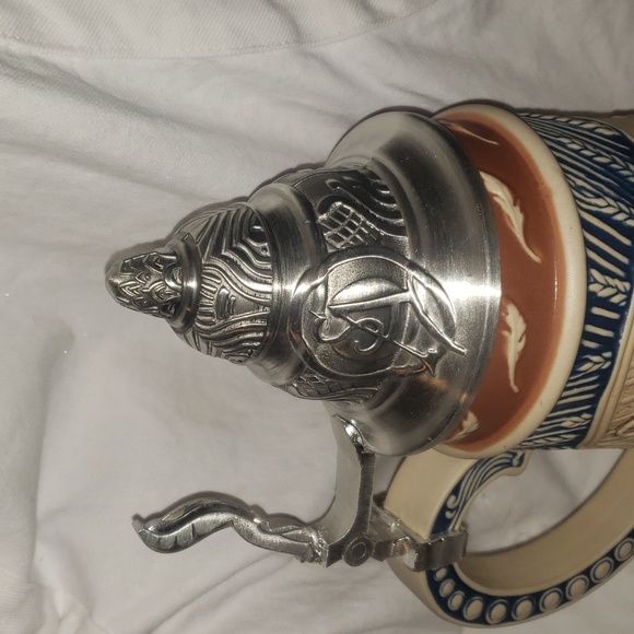 Samuel Adams 2013 & 2014 commemorative Octoberfest collectable steins - Picture 12 of 14